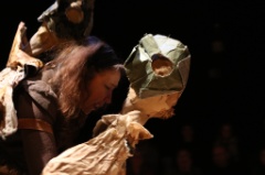 Une Antigone de papier 30 * 5184 x 3456 * (4.53MB)